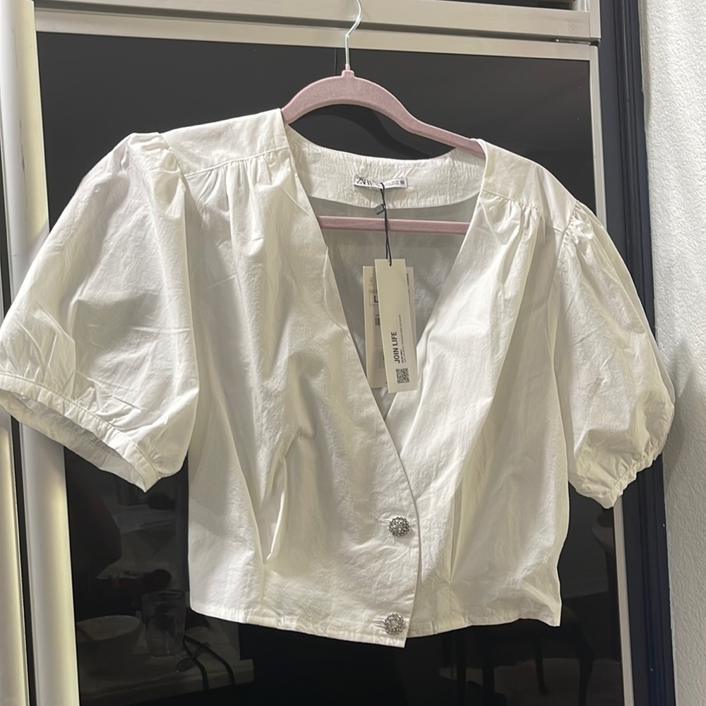 Zara white puffy sleeved top